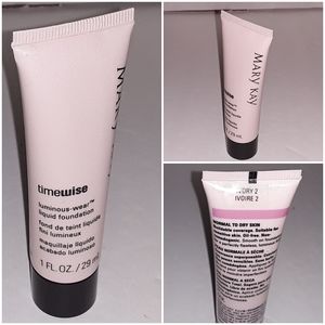Mary Kay Timewise Luminous Wear Liquid Foundation Ivory 2 - NWOB